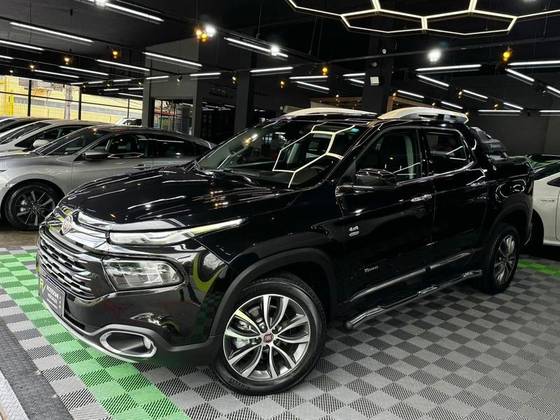 FIAT TORO 2.0 16V TURBO DIESEL VOLCANO 4WD AT9